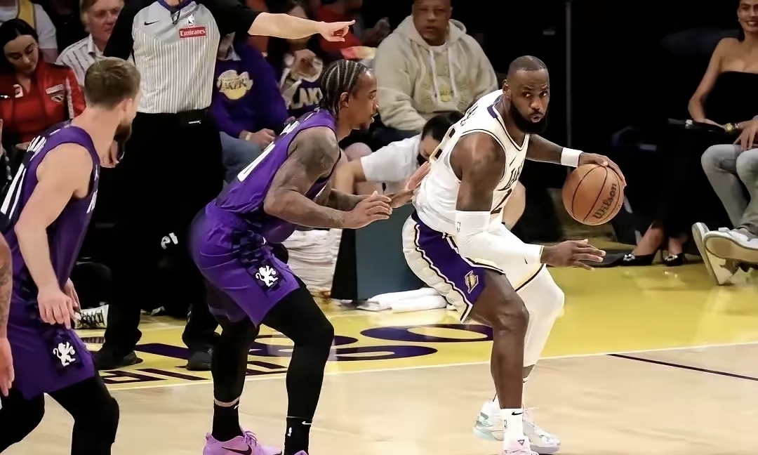 湖人队核心奋力尝试,但遭遇对手硬撑的简单介绍 湖人队核心奋力尝试,但遭遇对手硬撑的简单介绍