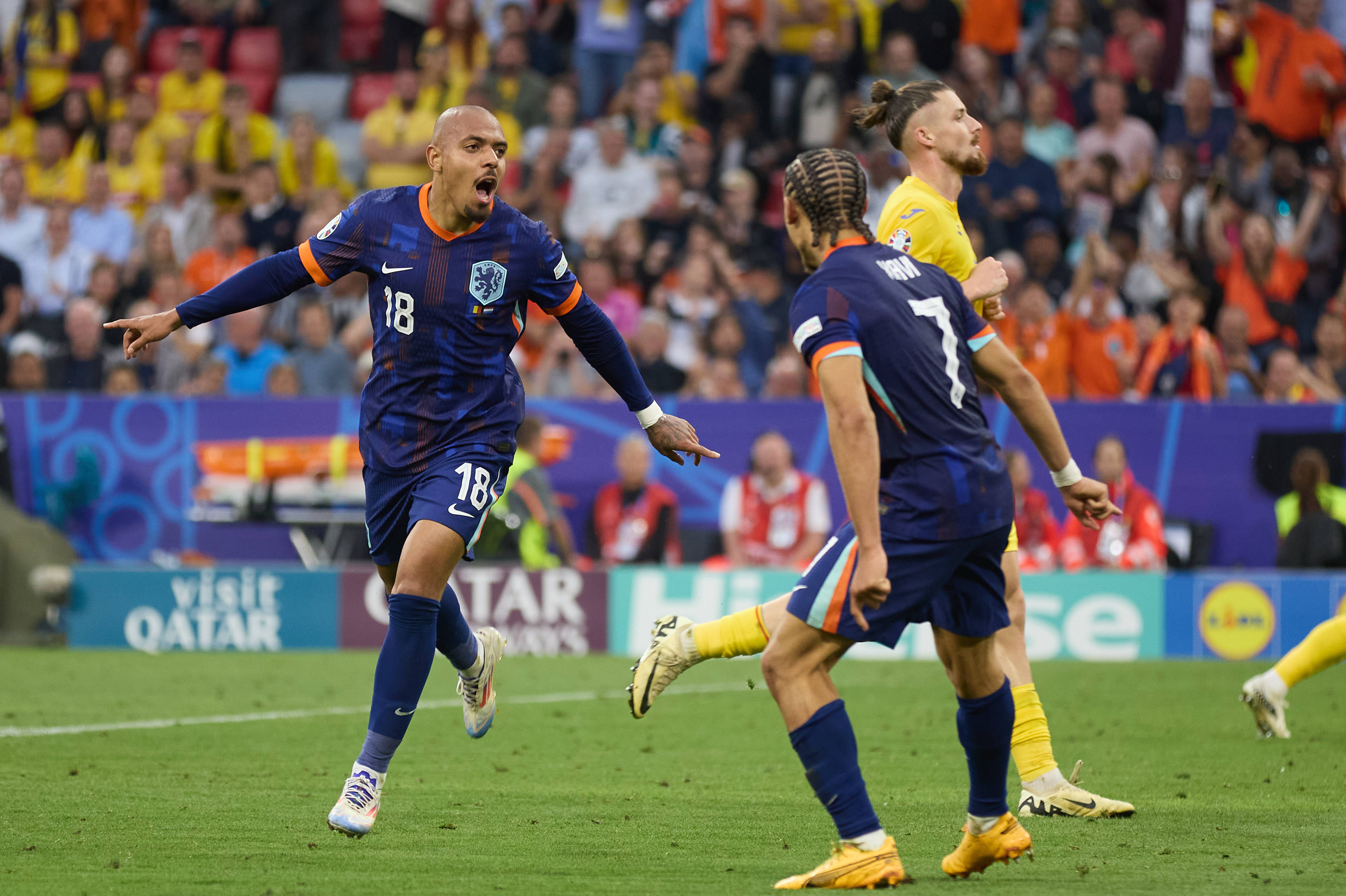 荷兰队在点球大战中战胜乌克兰,晋级欧国联四强的简单介绍 荷兰队在点球大战中战胜乌克兰,晋级欧国联四强的简单介绍