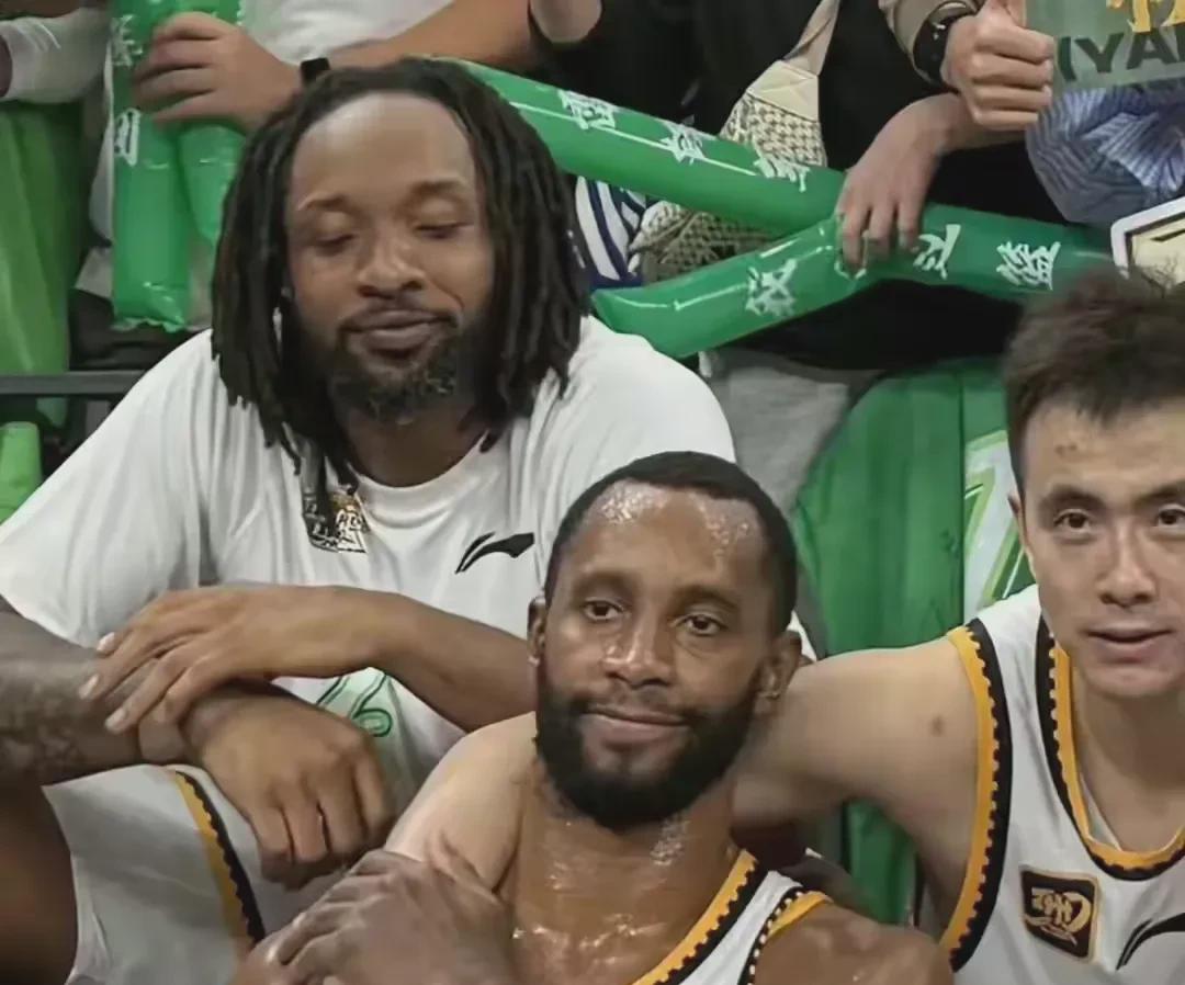 开云体育在线-湖南男篮在比赛中再次遭遇失败，实力暴露无遗