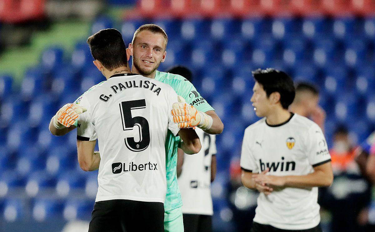 开云体育平台APP-瓦伦西亚补时进球逼平对手，保持良好状态的简单介绍