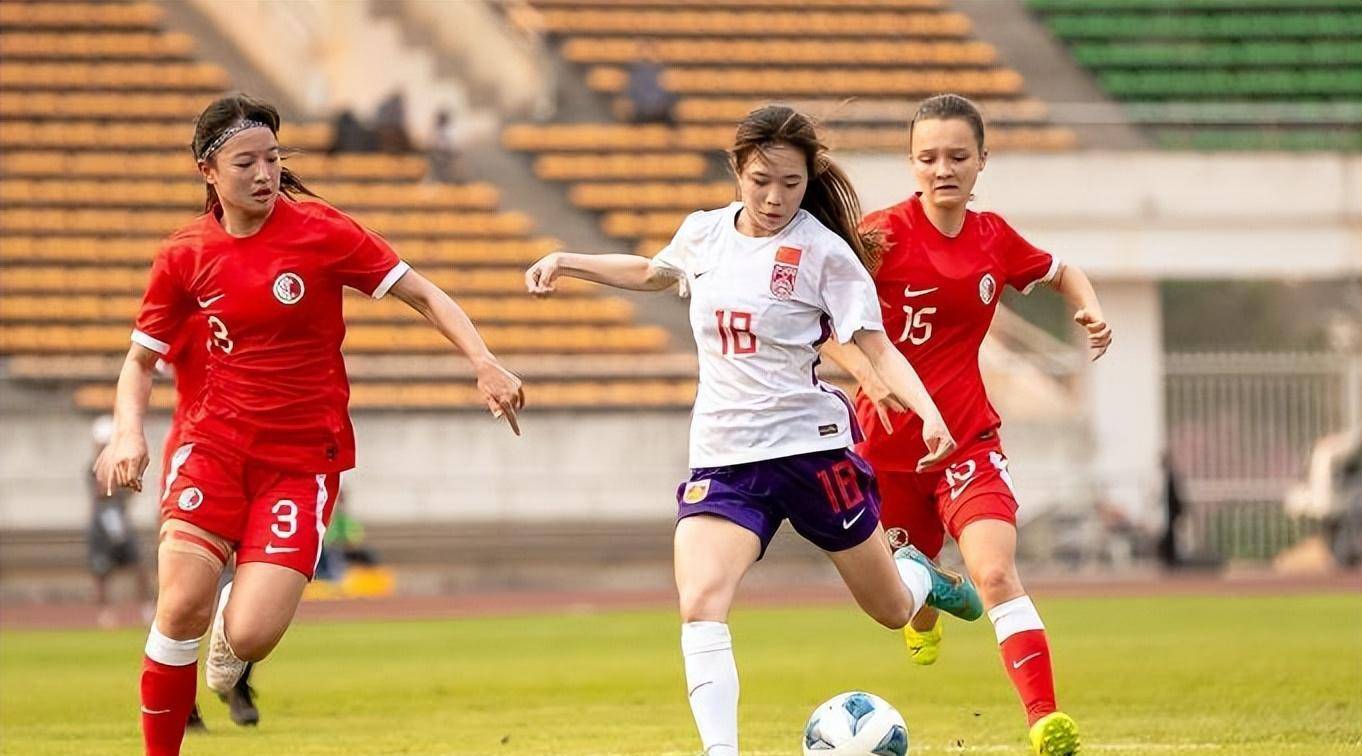 中国女足队员在国际赛场大放异彩 中国女足队员在国际赛场大放异彩