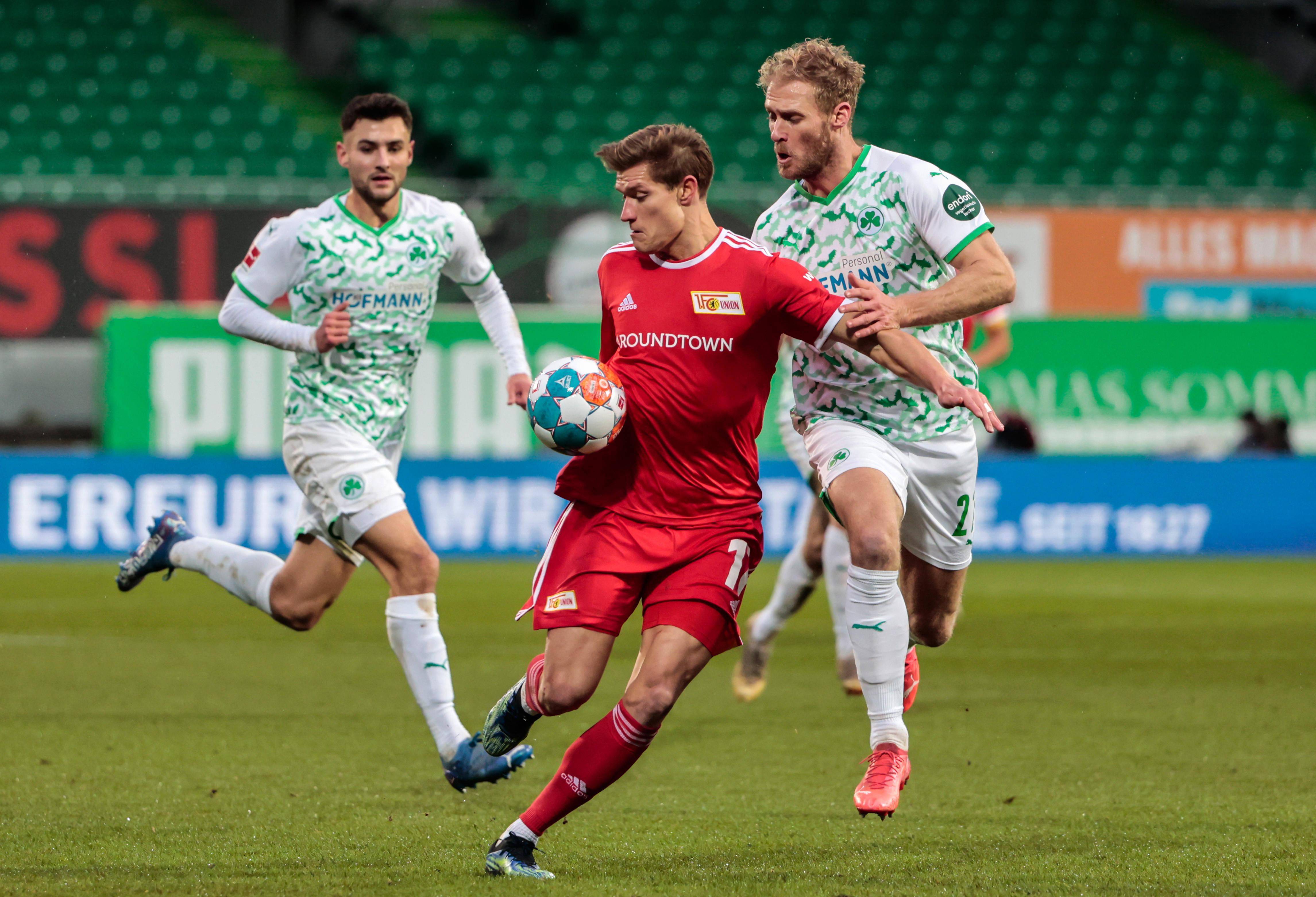 柏林赫塔队在德甲比赛中逆转对手取得胜利 柏林赫塔队在德甲比赛中逆转对手取得胜利