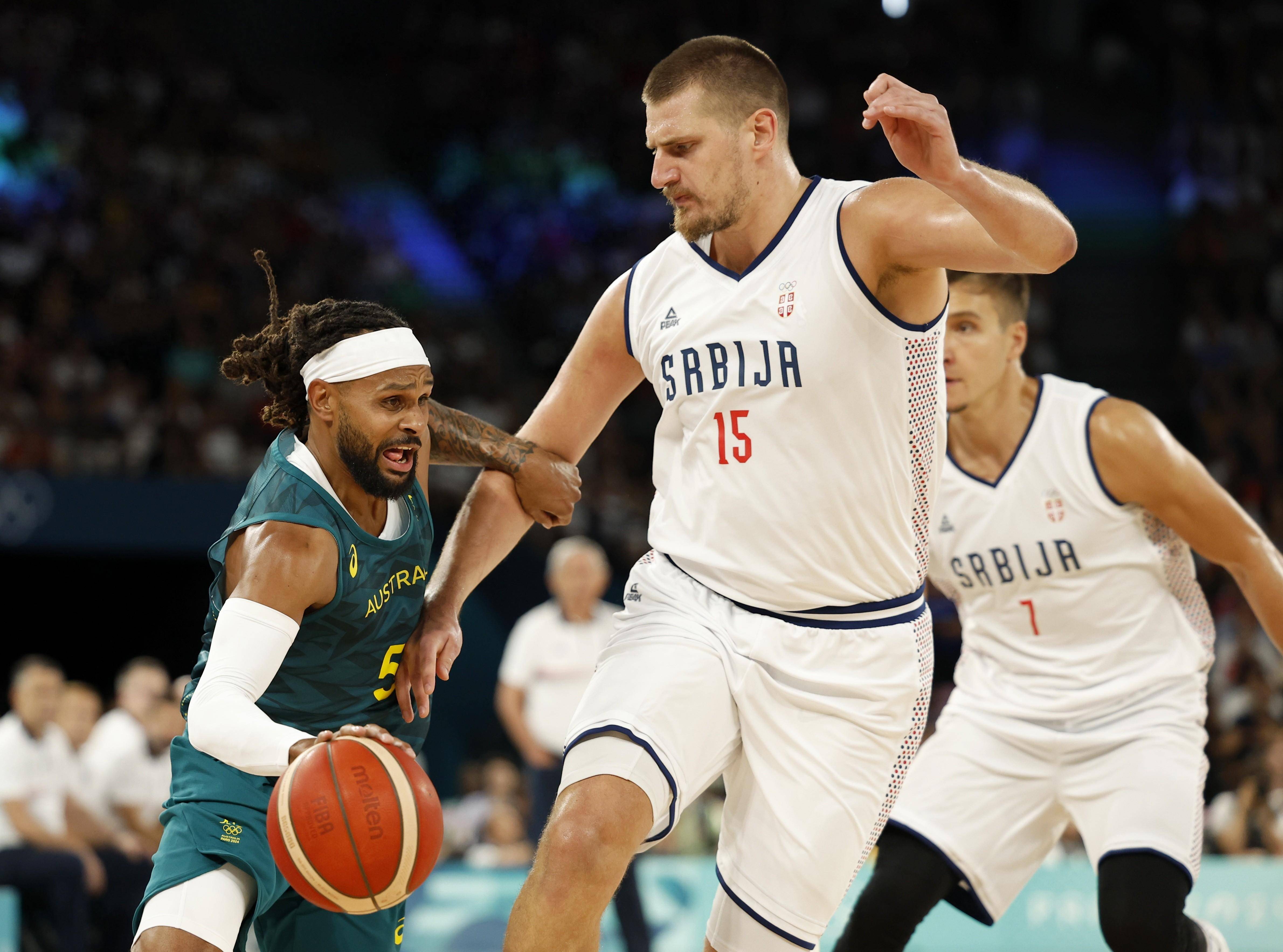 开云体育登录-塞尔维亚籃球联赛开启新一季比赛