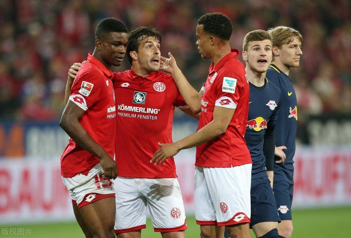 美因茨在客场惨败,遭遇连败厄运 美因茨在客场惨败,遭遇连败厄运