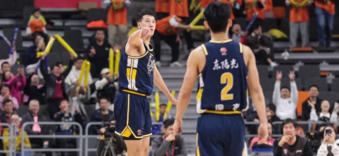 包含新老交锋:江苏迎战广东,对决引人期待的词条 包含新老交锋:江苏迎战广东,对决引人期待的词条