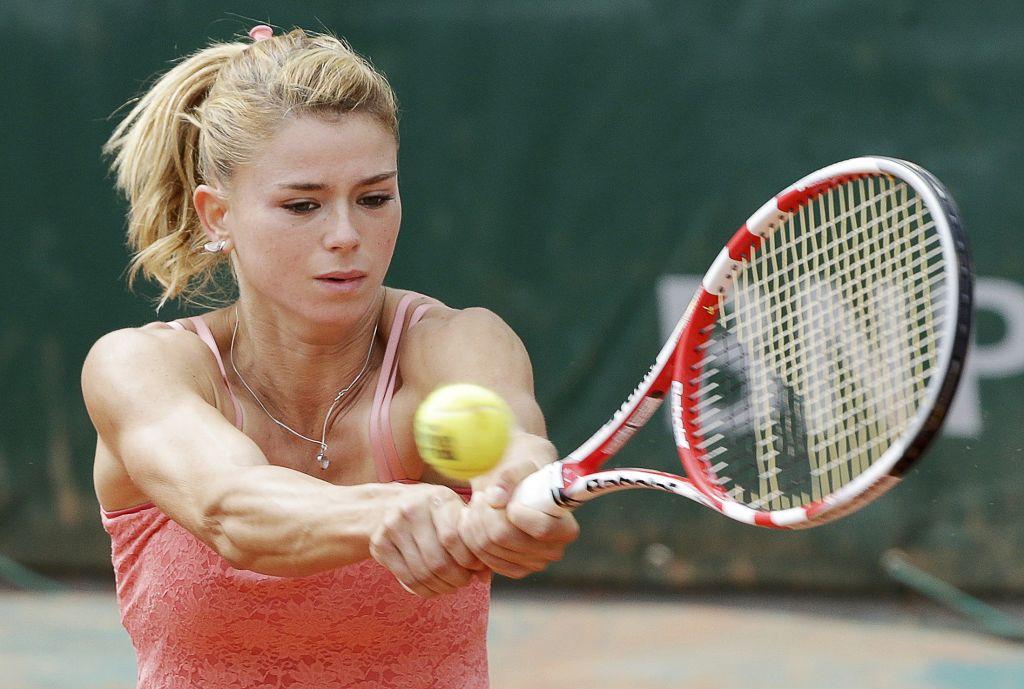 全球足球界聚焦女性选手表现,引发热议 全球足球界聚焦女性选手表现,引发热议