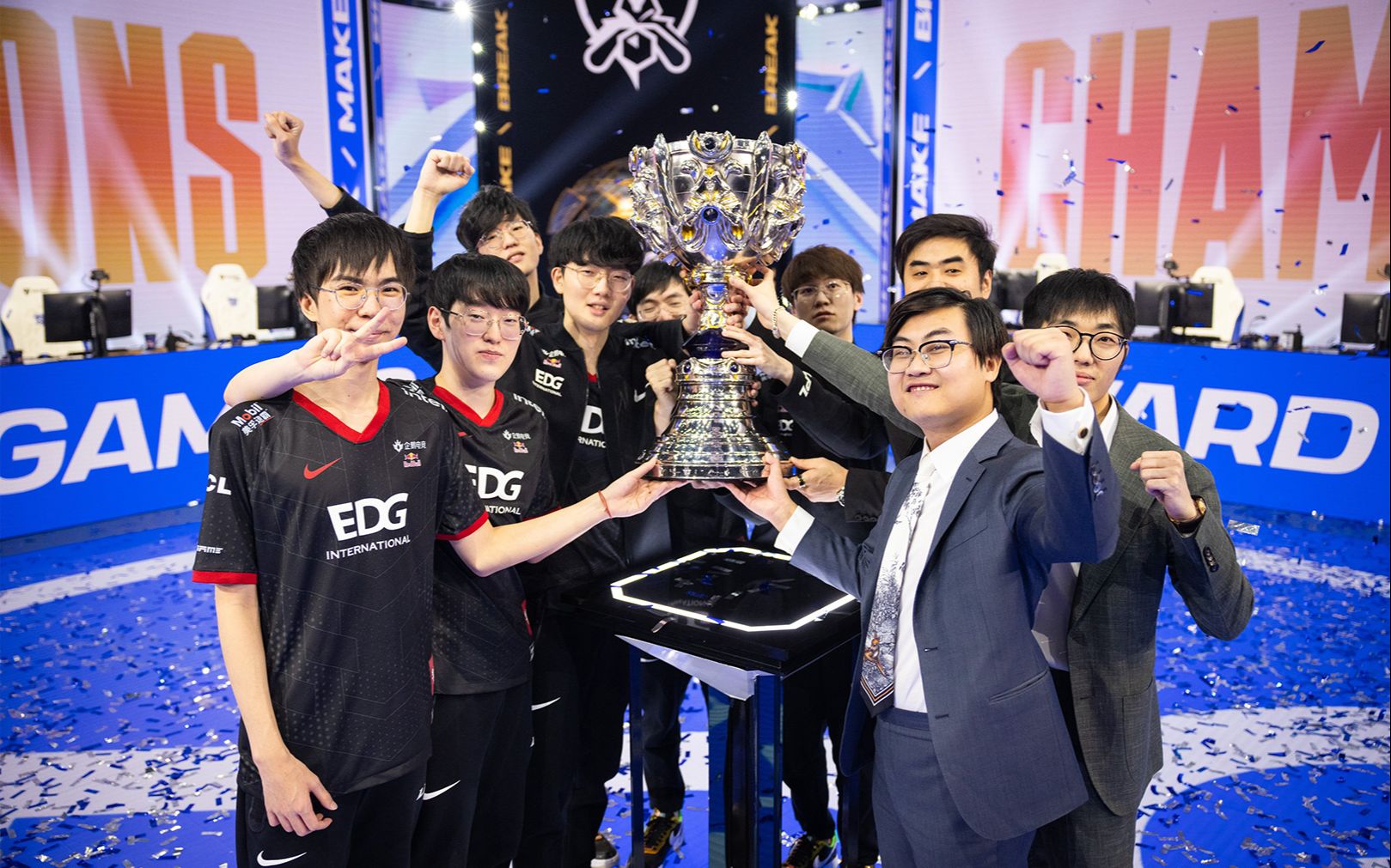 开云体育官方网站-EDG战胜IG，Scout中路完美发挥的简单介绍