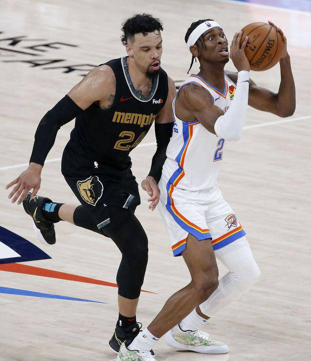 猛龙队连胜被终结,球员们展现出如何面对挑战的简单介绍 猛龙队连胜被终结,球员们展现出如何面对挑战的简单介绍