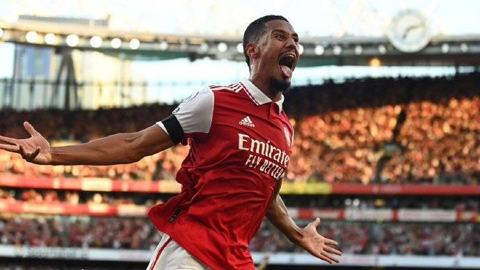 开云体育中国-阿森纳客场大胜伯恩茅斯，保持胜势