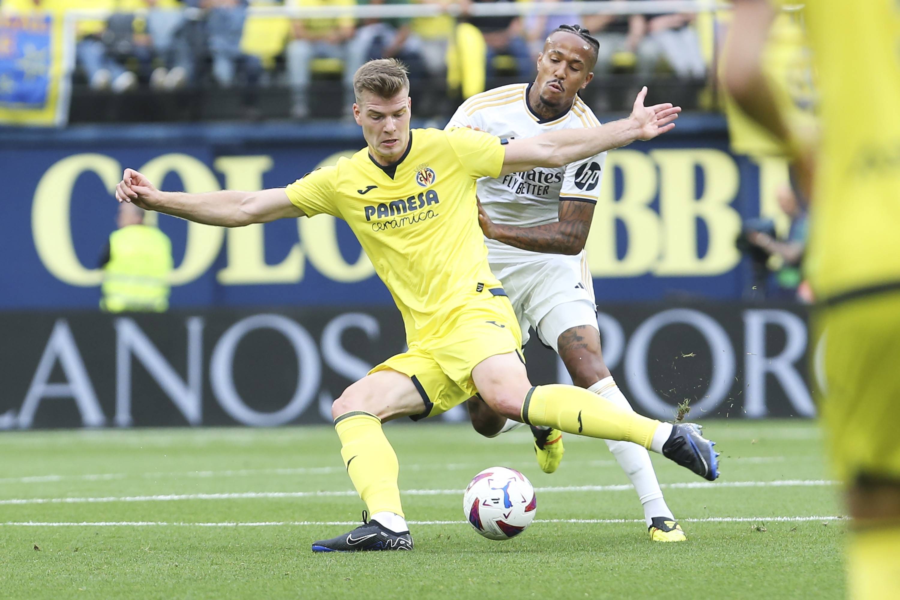 开云官网--狼队迎战实力强大的比利亚雷尔的简单介绍