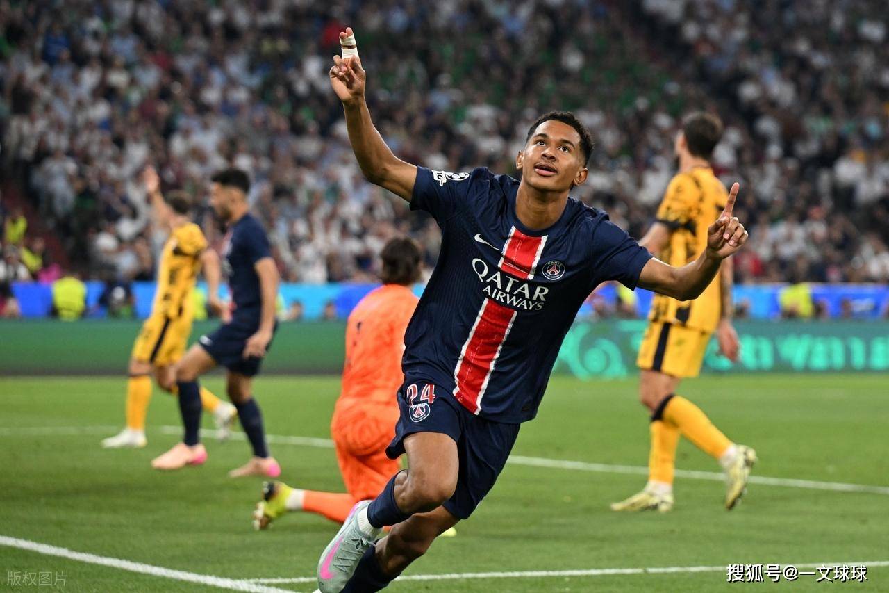 开云体育官方网站-巴黎客场大胜，榜首优势扩大