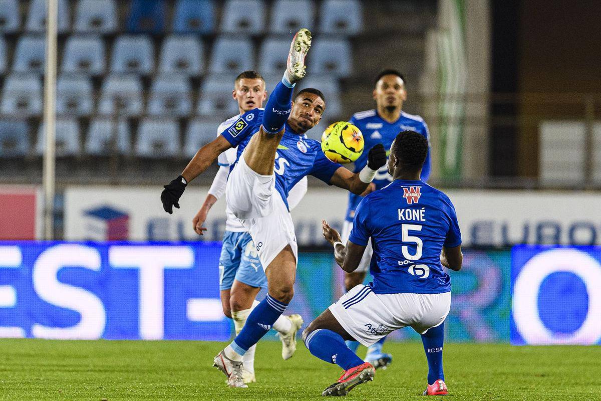 狼队客场失利,遭莱切斯特逆转的简单介绍 狼队客场失利,遭莱切斯特逆转的简单介绍