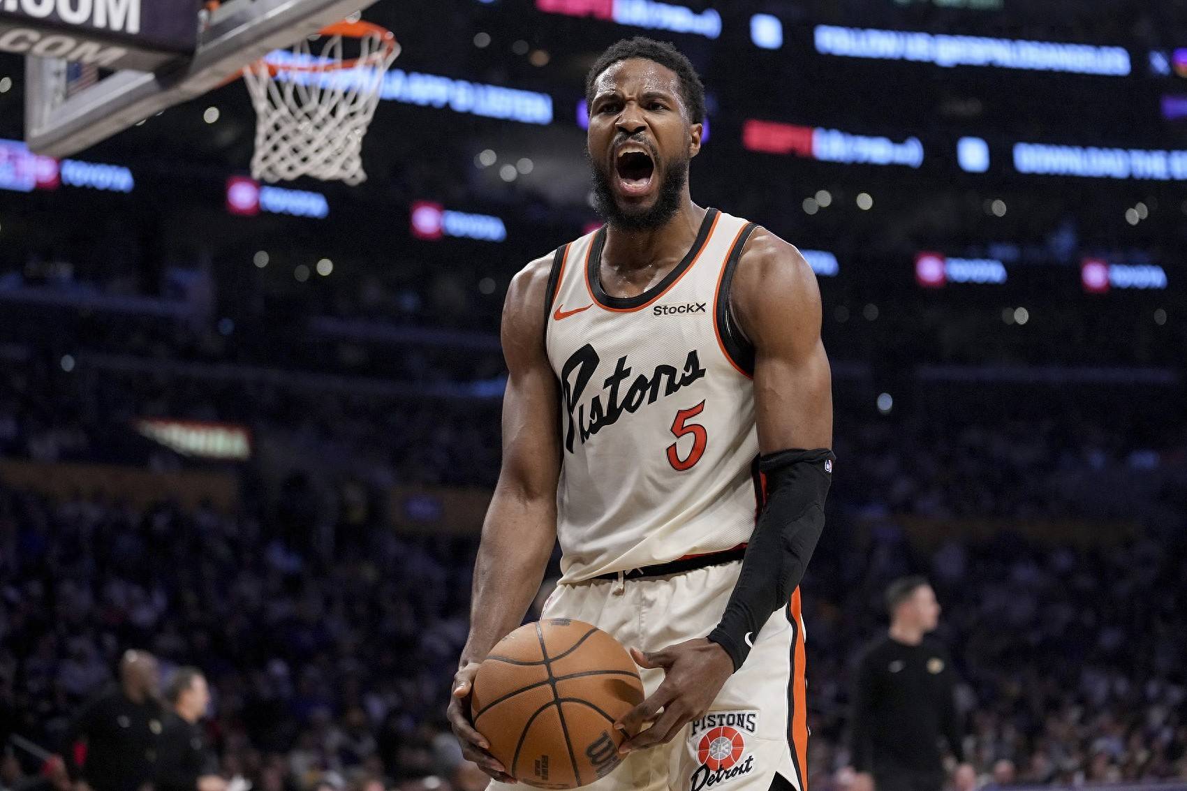 开云体育中国-关于活塞主教练赛后点评，球队表现进步令人鼓舞的信息