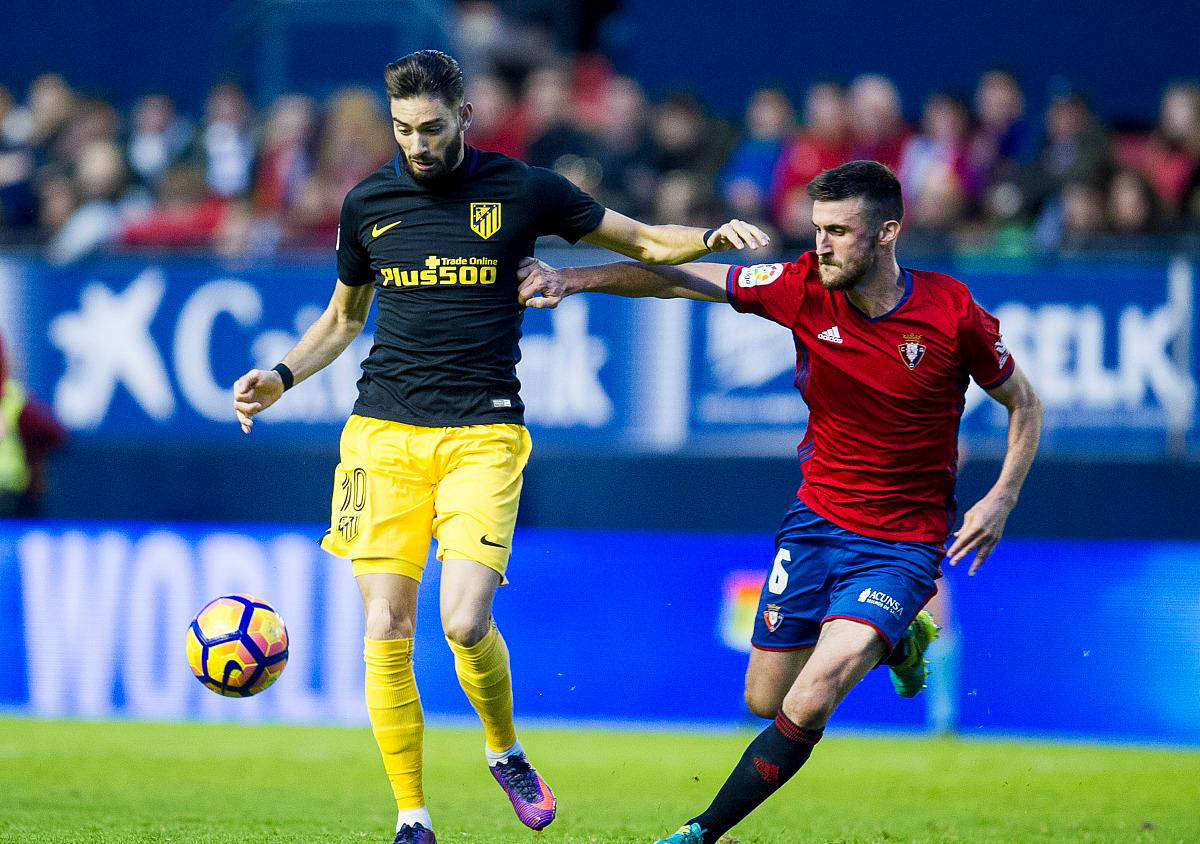 包含奥萨苏纳中场发挥突出,球队连续轮不败的词条 包含奥萨苏纳中场发挥突出,球队连续轮不败的词条