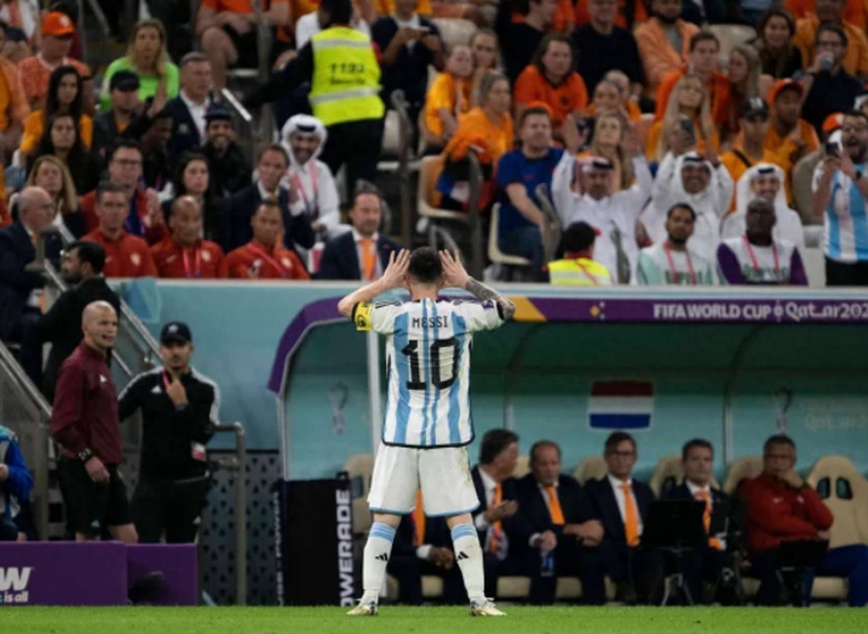 开云官网-巴塞罗那主场大胜莱万特，梅西再献绝妙助攻