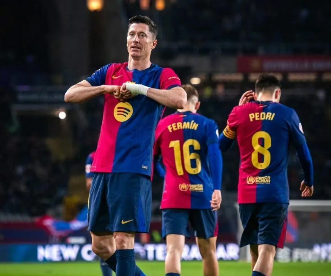 开云体育下载-皇家马德里取得胜利，巴萨在西甲联赛中领跑