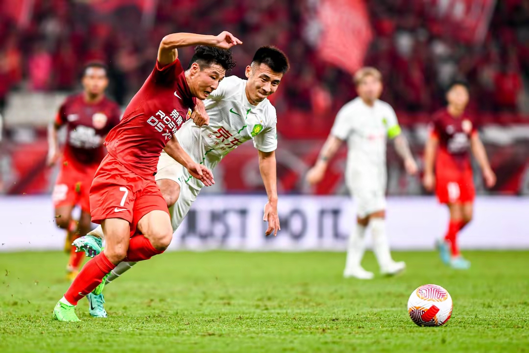 开云体育下载-痛失胜机！球队近期蓝月失利难掩实力