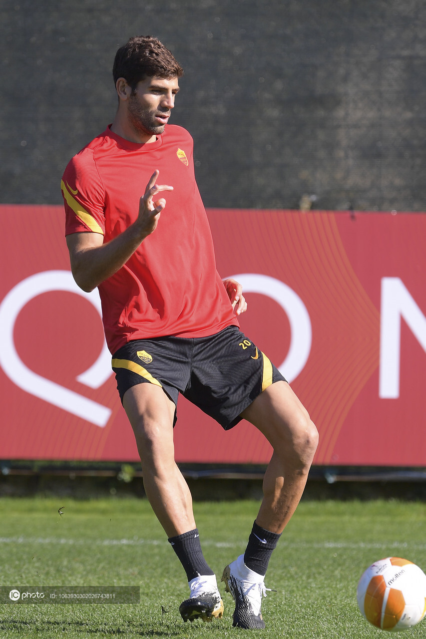 罗马集结备战关键战,全队全力备战 罗马集结备战关键战,全队全力备战