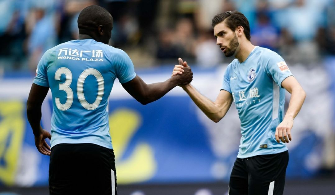 开云APP-天津泰达主场战胜大连一方，五轮不败稳居中游