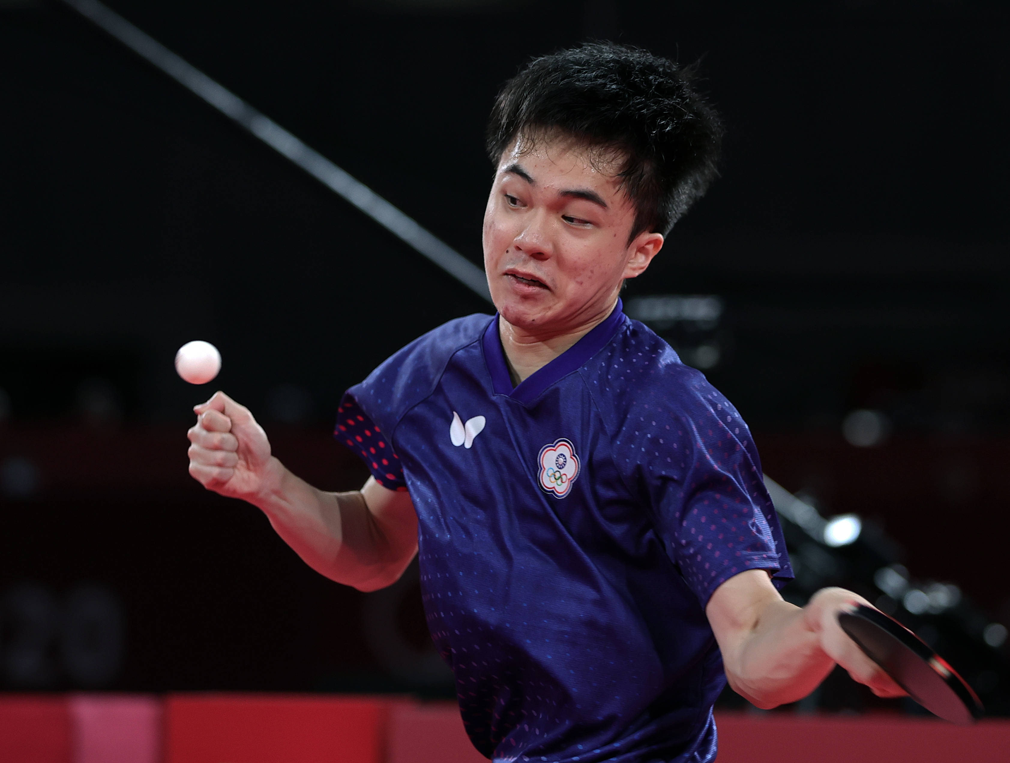 震撼呈现!球队在比赛中演绎惊心动魄一战 震撼呈现!球队在比赛中演绎惊心动魄一战