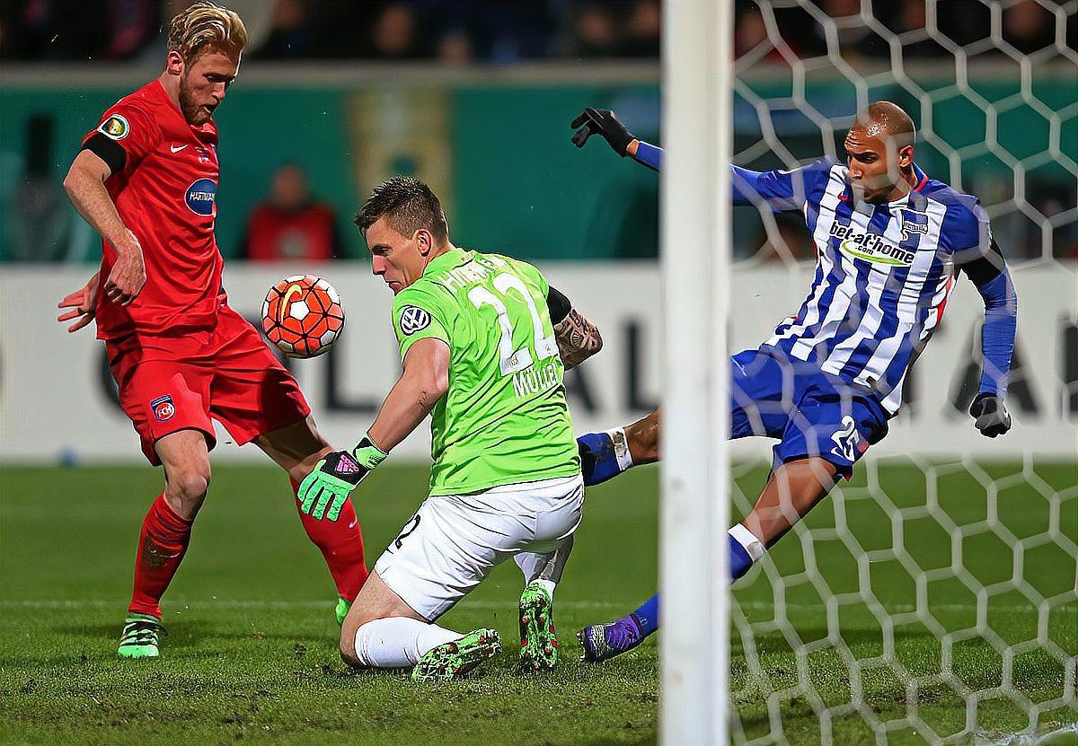 开云体育官方网站-关于霍芬海姆客场不敌强敌，全队迎来调整的信息