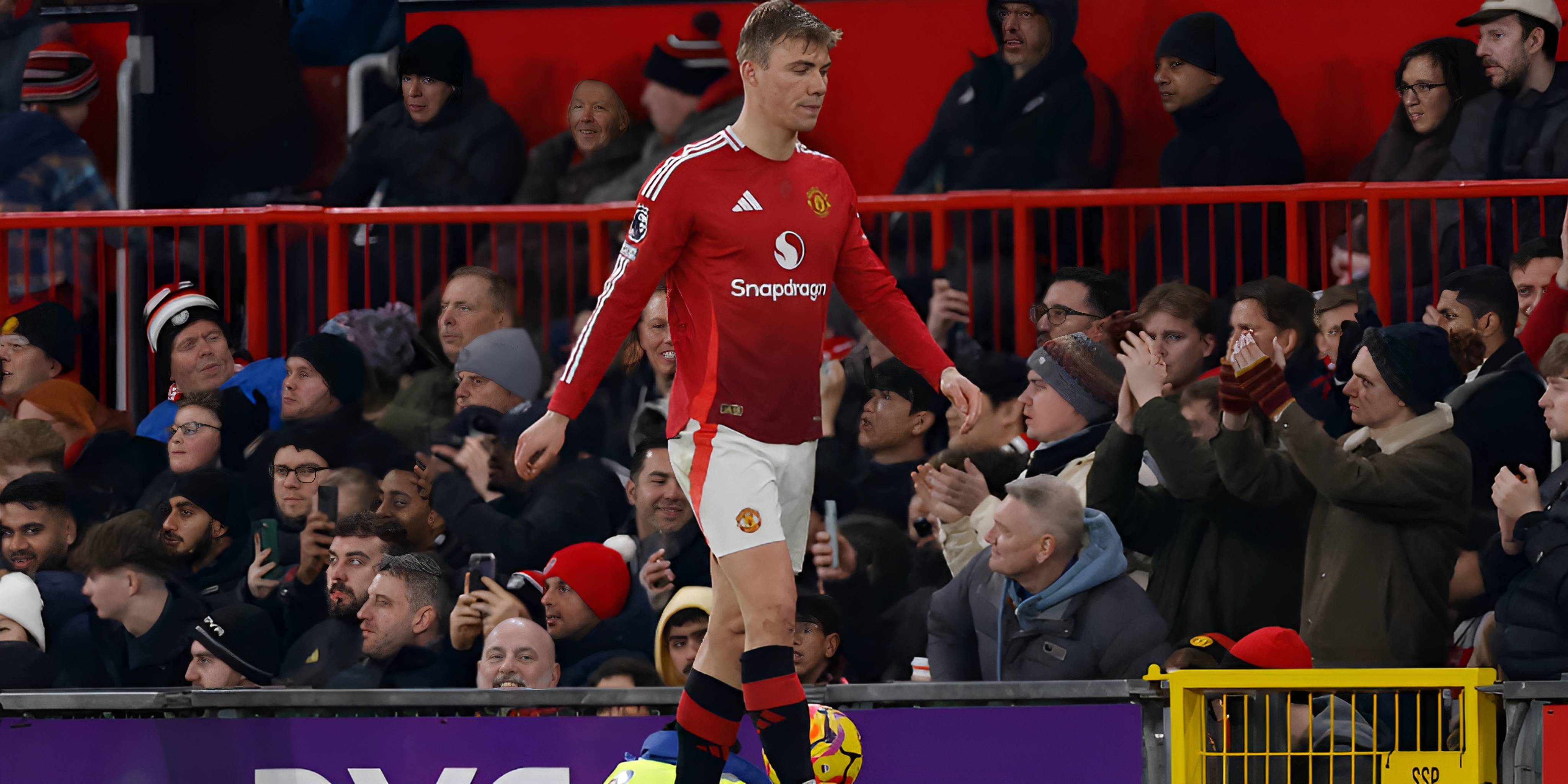 开云体育APP下载-曼联主场壮举，球队迎来胜利转机