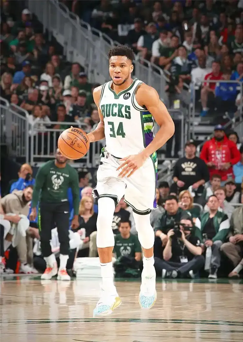 波兰男篮逆转凯尔特人,字母哥高光表现 波兰男篮逆转凯尔特人,字母哥高光表现