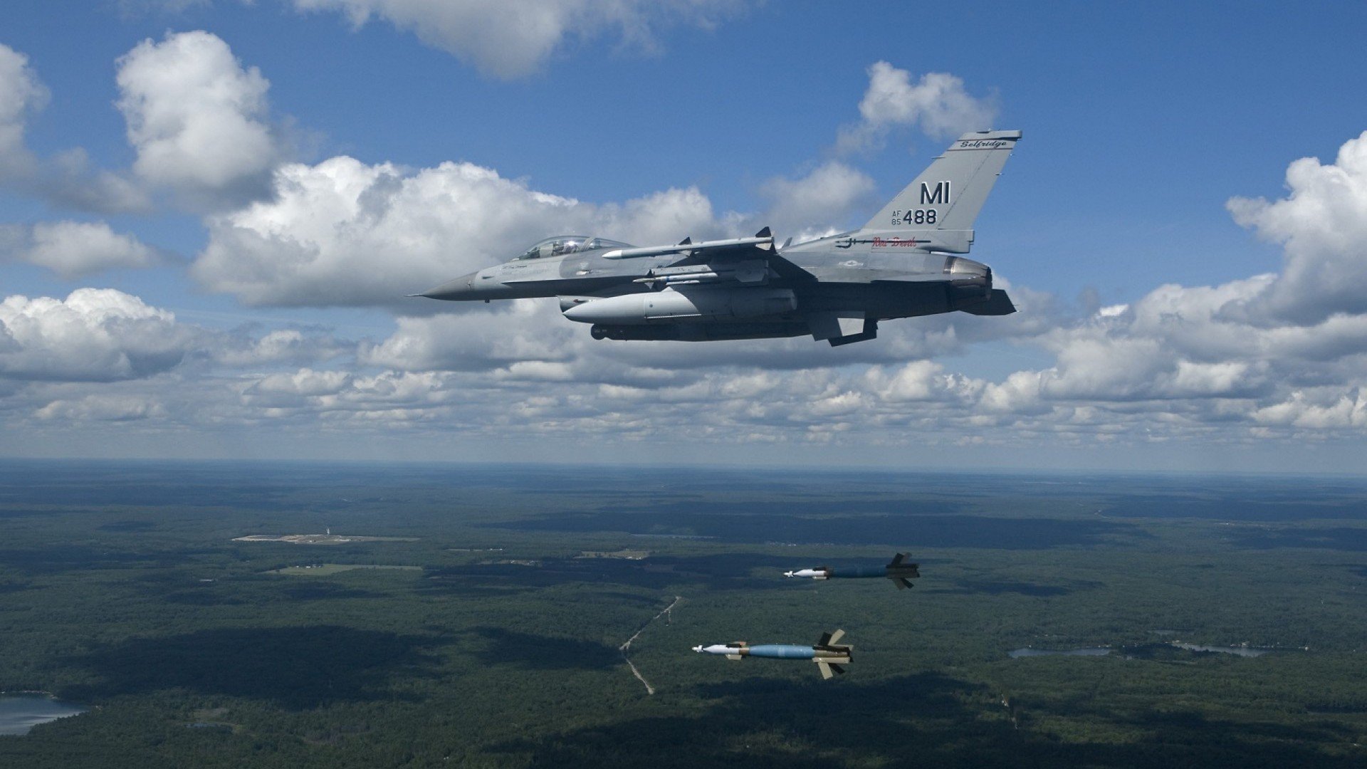 开云体育在线-双线战报，绿茵战场与钢铁丛林—欧冠巅峰对决与步行者完胜活塞