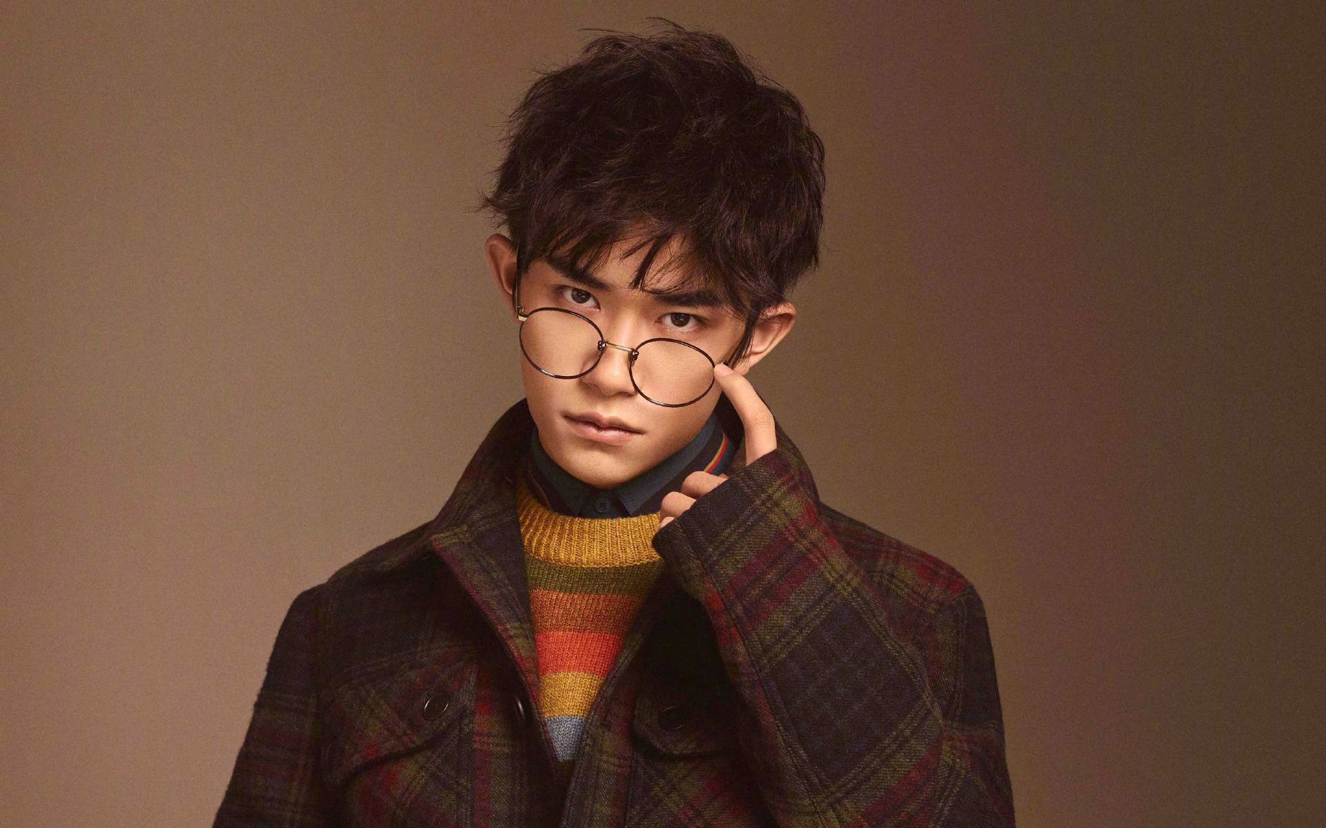 开云平台-暗夜突围，当聚光灯不再追逐维斯塔潘，坎特在阿布扎比的轰鸣中重生