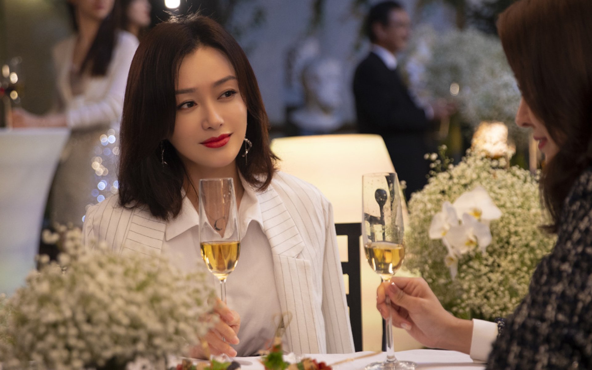 开云体育APP下载-马克西化为无形牢笼，广东队以铁血防守终结勇士神话