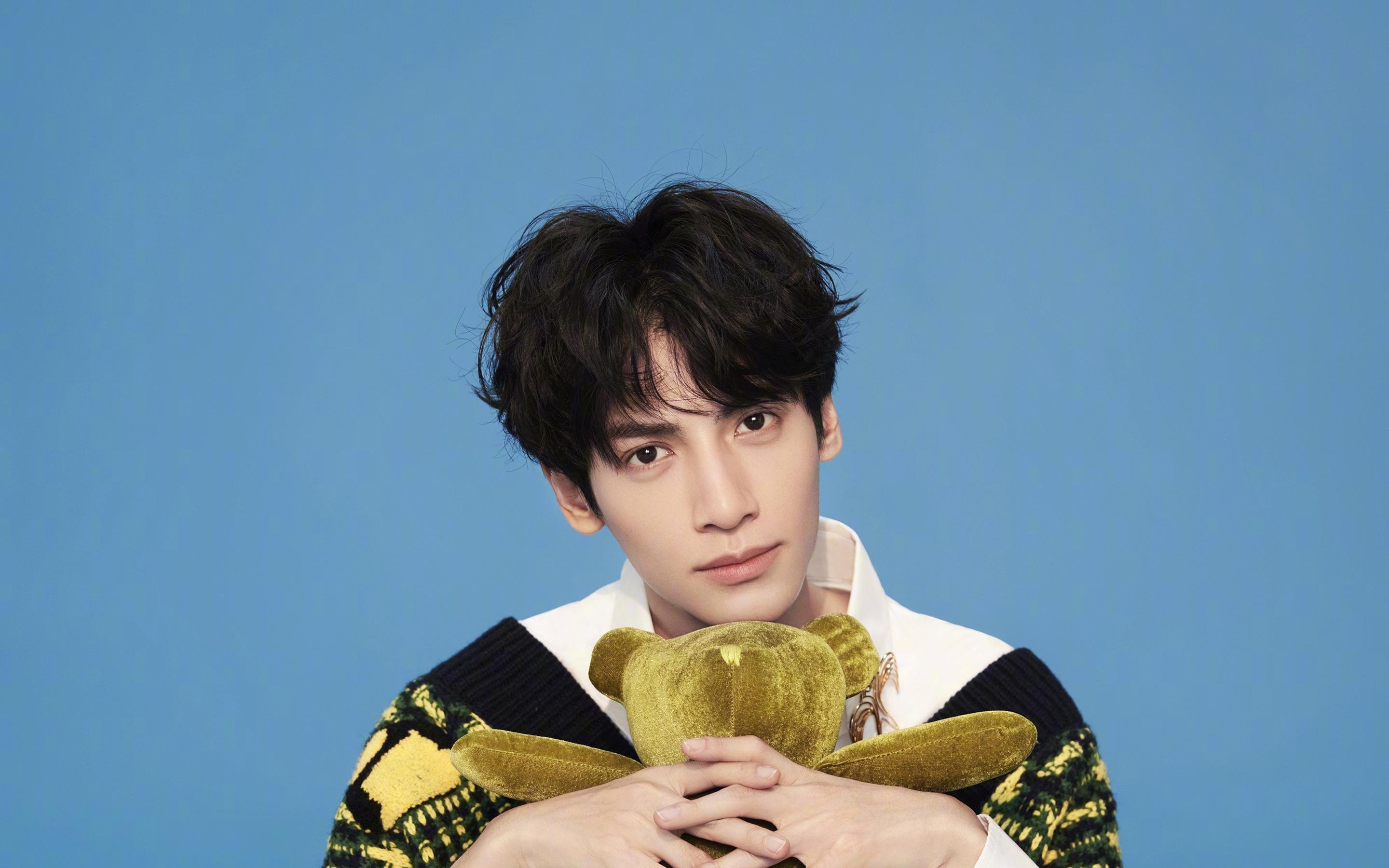 当草原雄鹰遇见汽车城铁壁,库里50分神迹点燃跨界篮球之夜