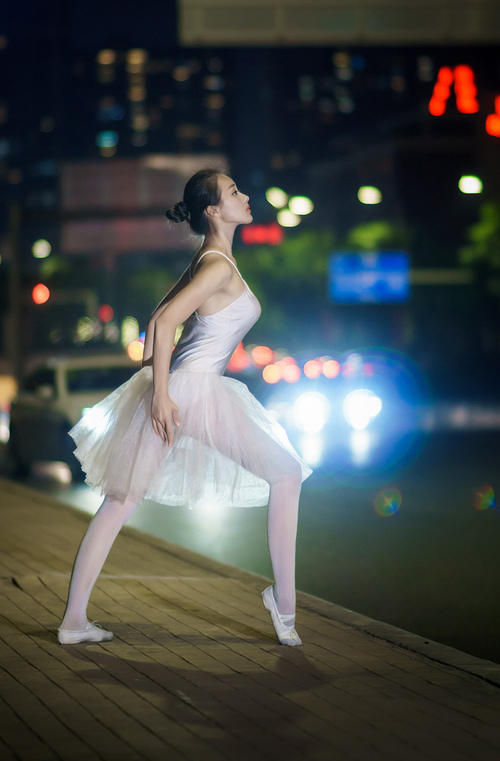 开云平台-热火对阵猛龙，杰伦格林主宰比赛走向的传奇之夜