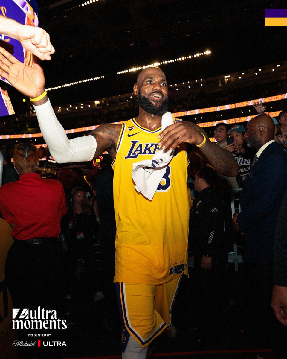 骑士提前终结悬念湖人，詹姆斯舞台越大越强