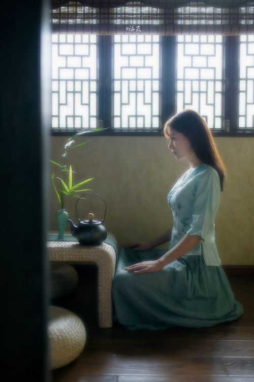 存在感拉满，当欧冠铁蹄踏碎星空，约基奇在另一个赛场雕刻不朽